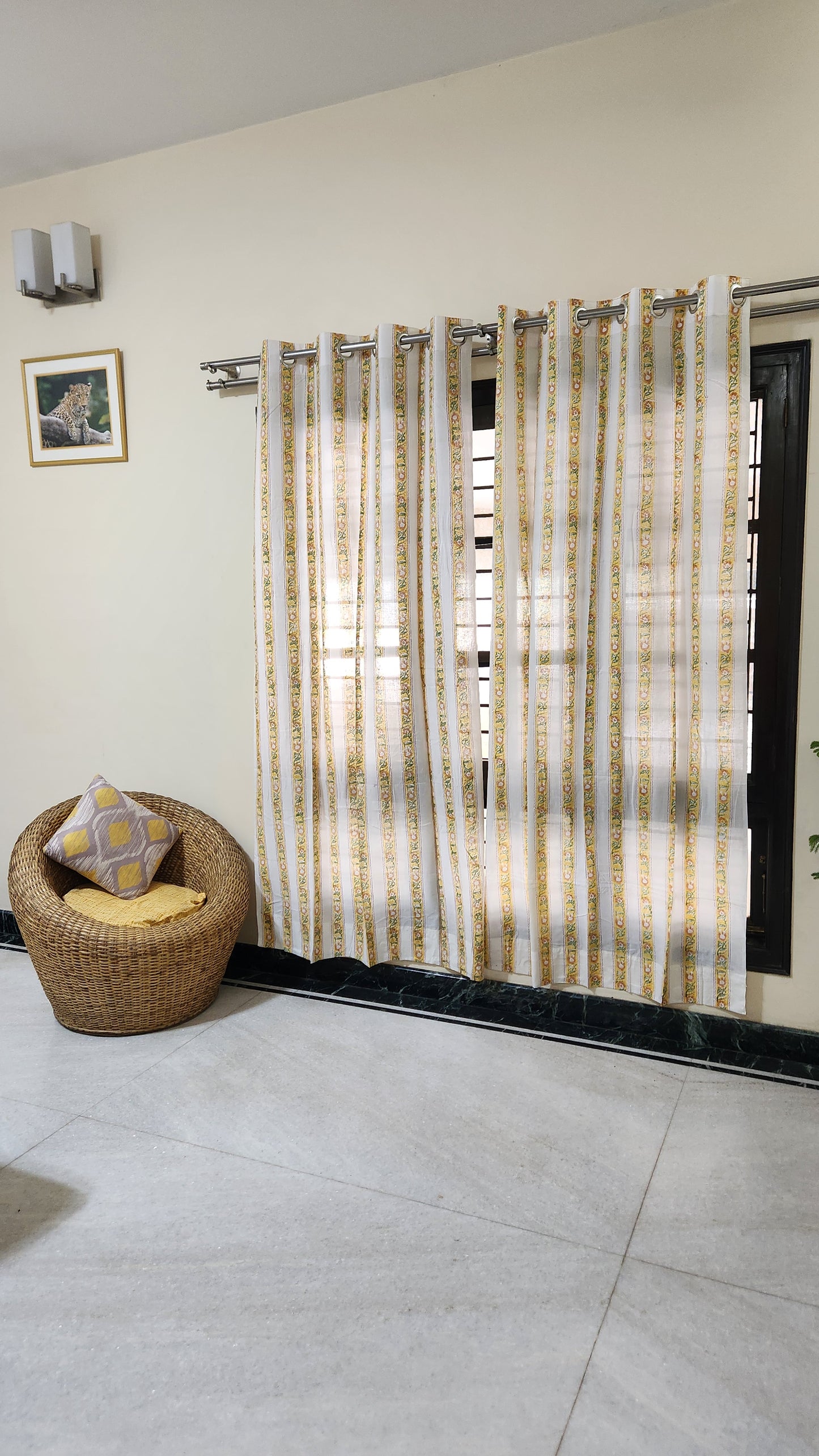 Hand block printed curtain_white&yellow3
