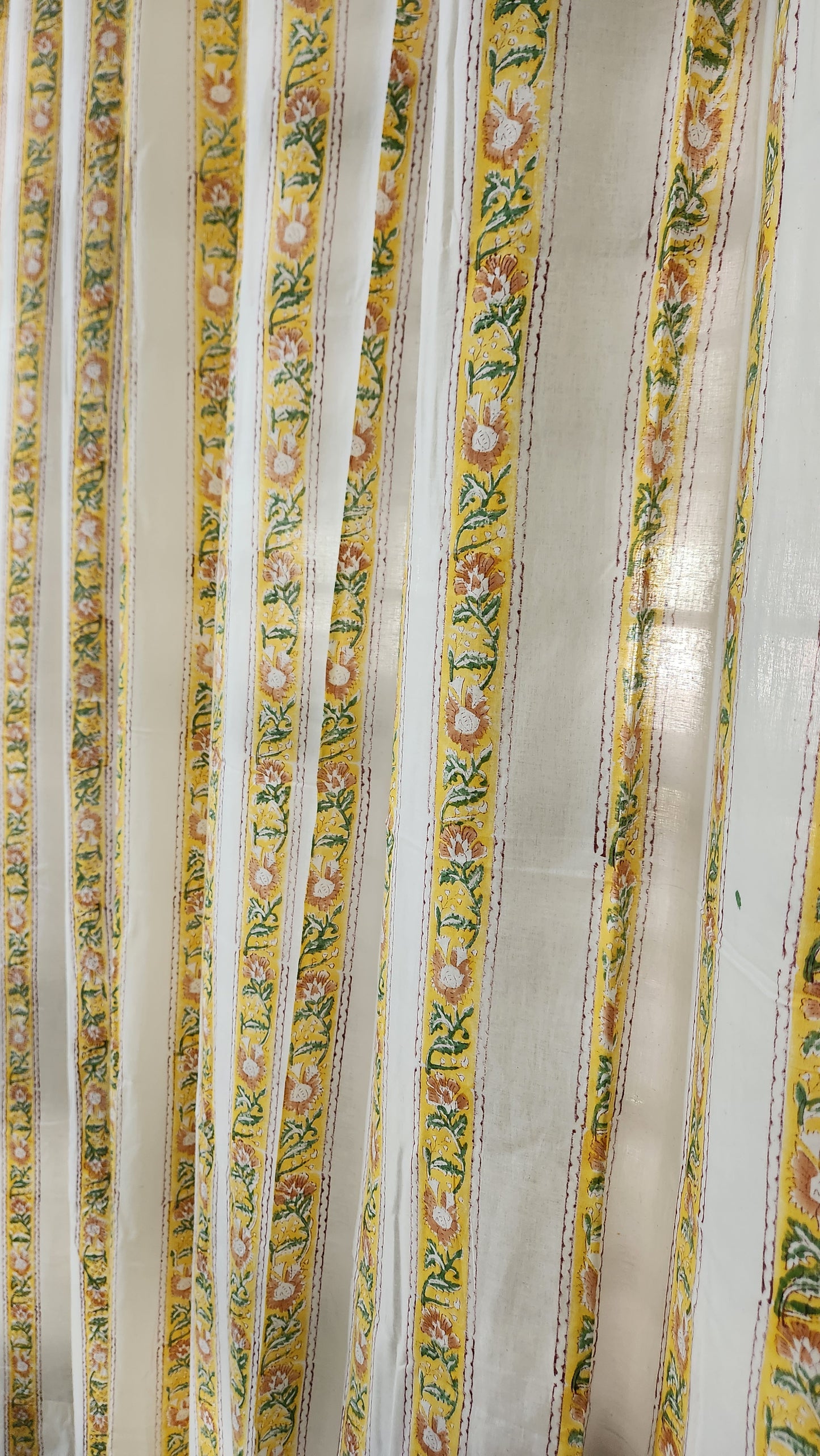 Hand block printed curtain_white&yellow3