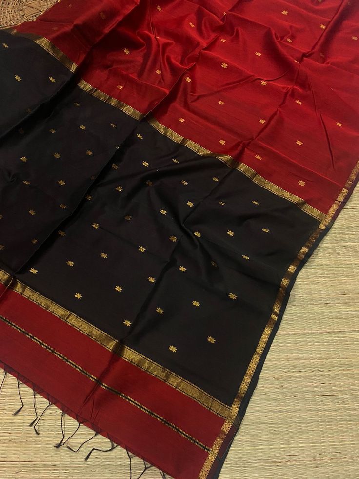 Maheshwari Silk - Red&Black