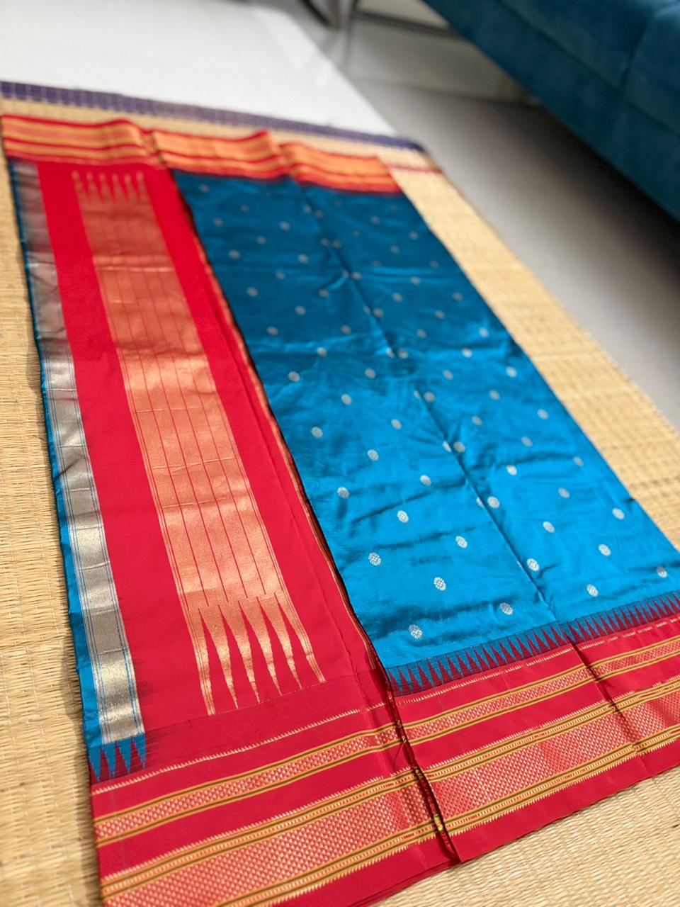 Ilkal Silk saree (Butta) - Blue&Red