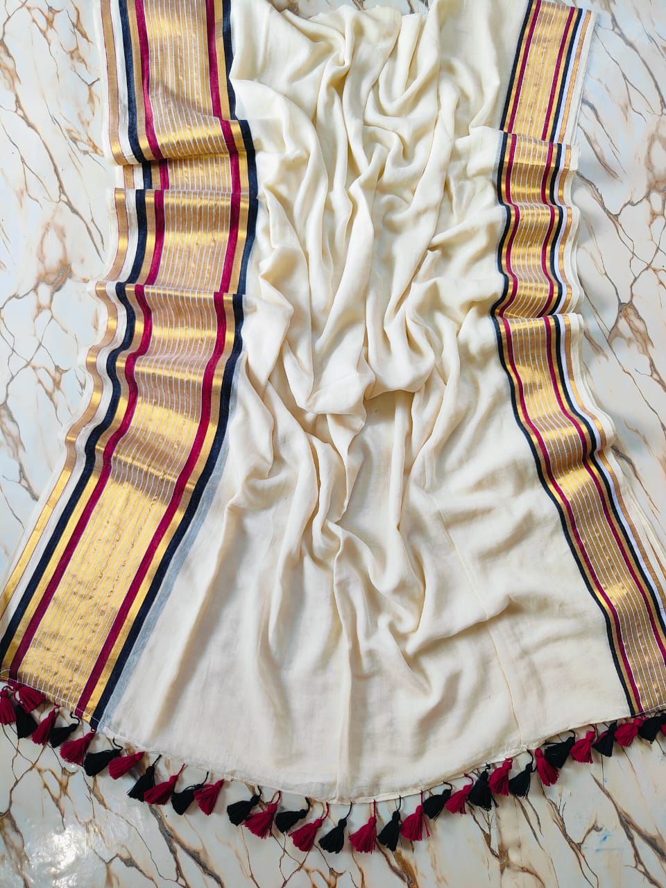 Mulcottonsaree - Offwhite&Black&Red