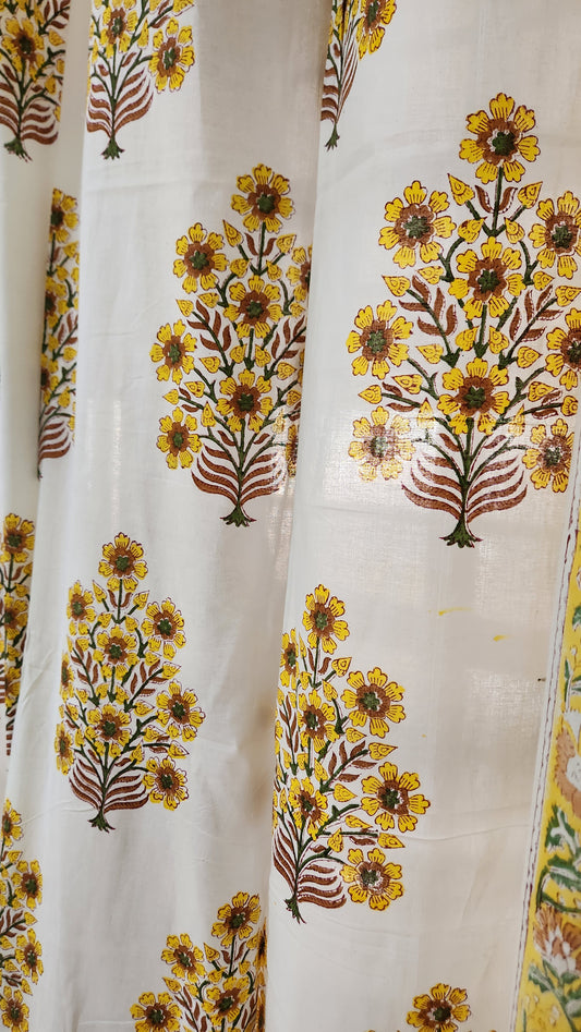 Hand block printed curtain_white&yellow2