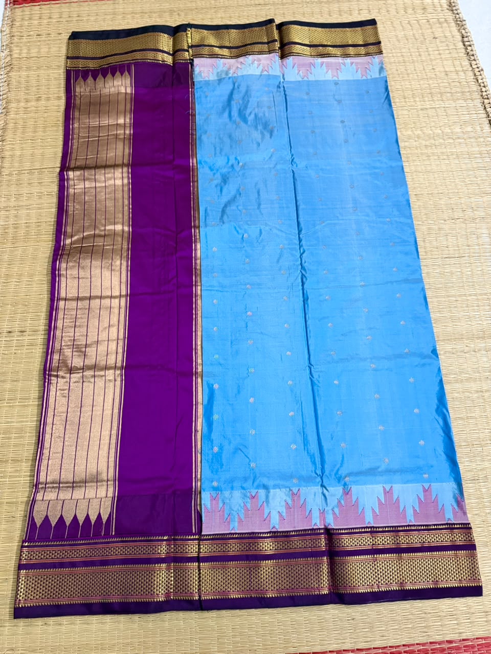 Ilkal Silk saree (Small Butta with temple border) - Blue&Purple