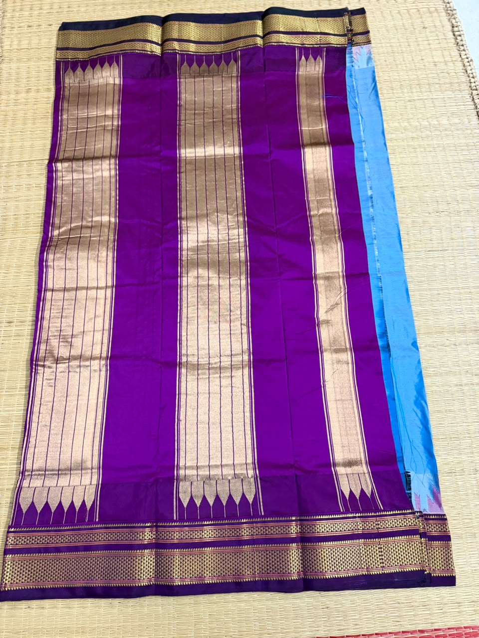 Ilkal Silk saree (Small Butta with temple border) - Blue&Purple