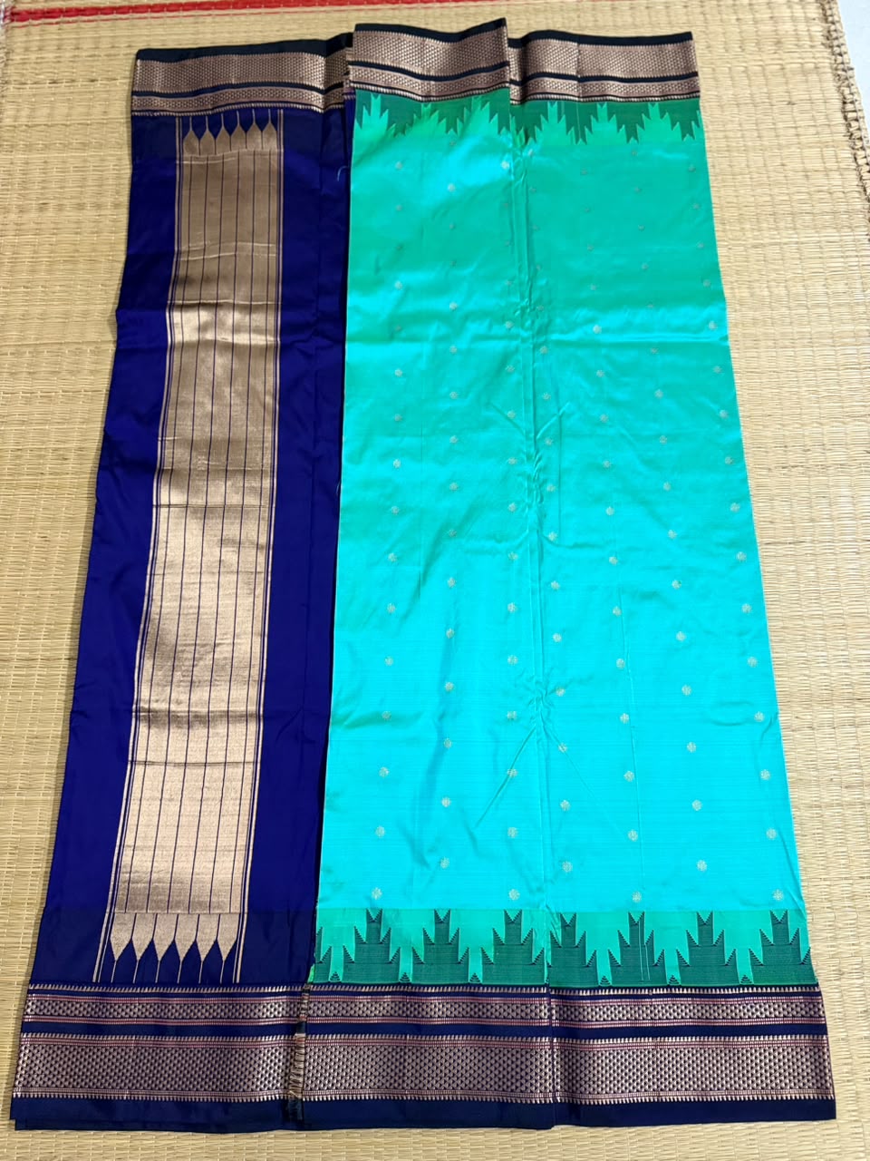 Ilkal Silk saree (Small Butta with temple border) - OceanBlue&Navyblue