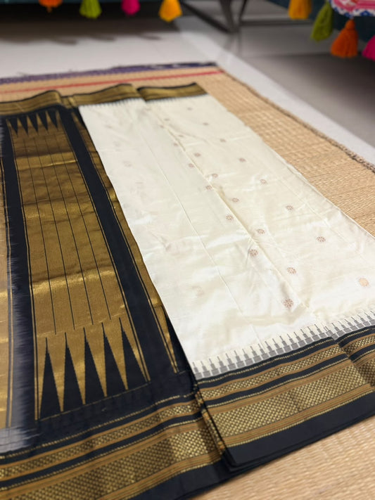 Ilkal Silk saree (Butta) - White&Black